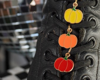 Pumpkin shoelace jewelry - Shoes charm - boot charms (dr Martens style) shoe accessories, jewelry 1460, doc tag pumpkin