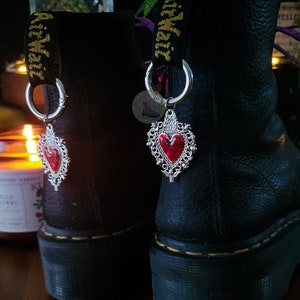 Goth Heart Charm - Shoes charm - boot charms (dr Martens style) grunge punk charms, shoe accessories, jewelry 1460, doc tag
