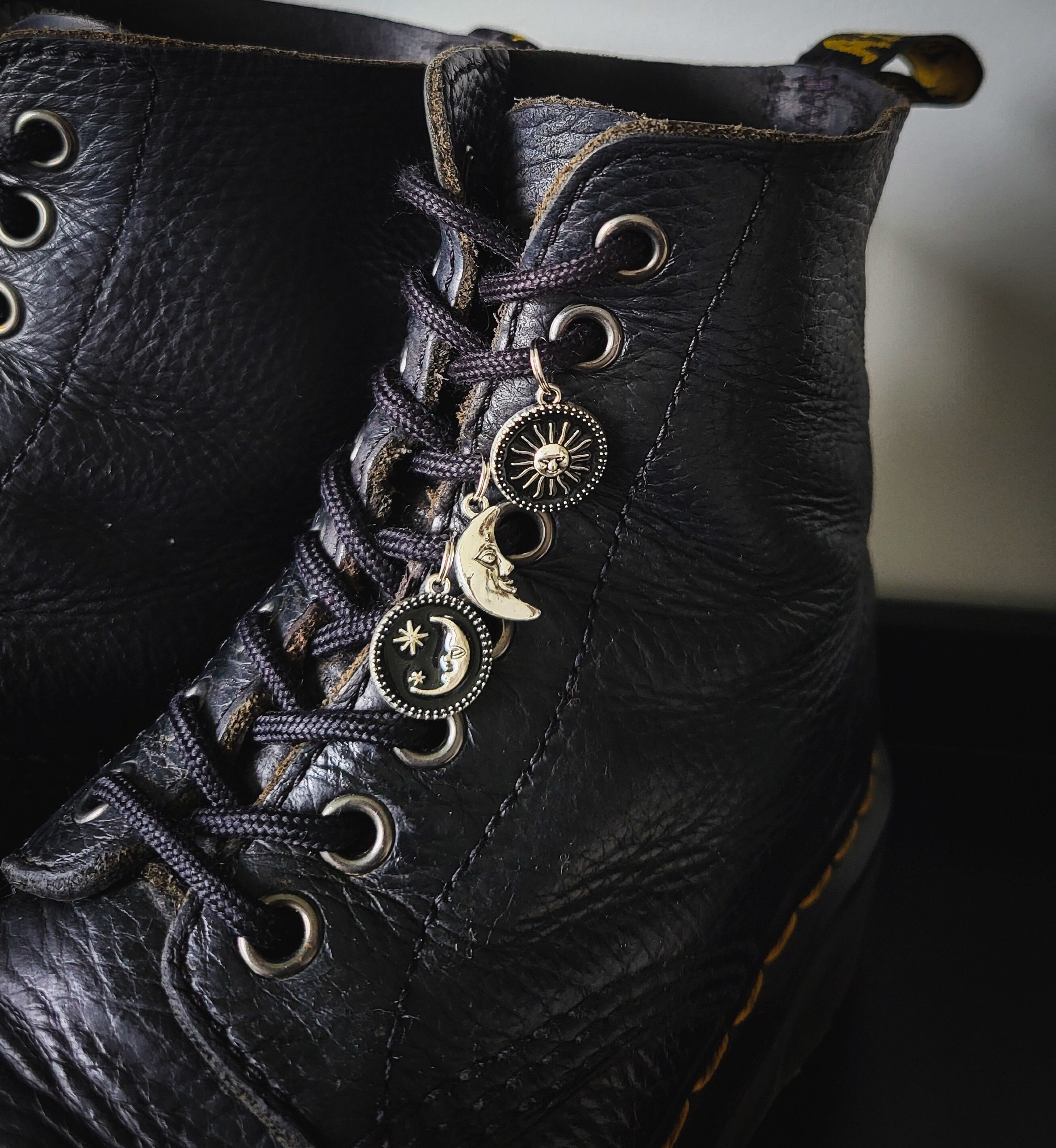 Damen Stiefel Dr Martens Plateau Hoch Jetta Plateau Stiefel In