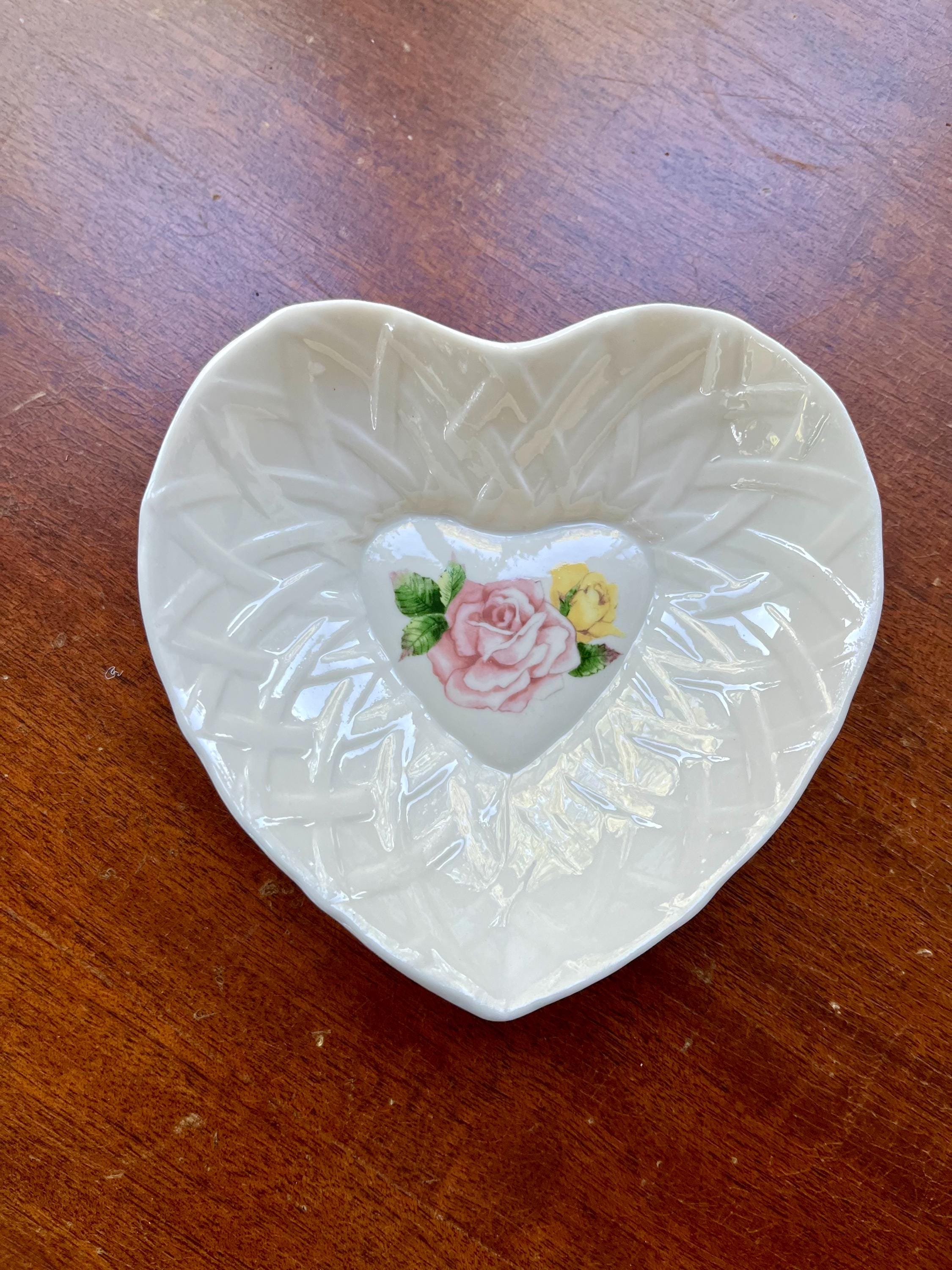 Belleek ベリーク ハートの盛皿 Belleek Heart - Etsy