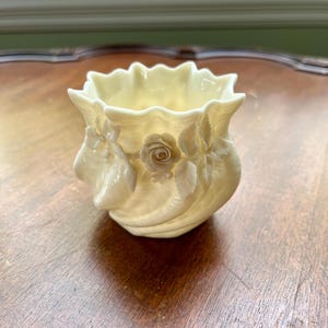 Belleek ベリーク クリーム＆シュガーボウル イエローラスター Belleek ベリーク クリーム＆シュガーボウル イエローラスター