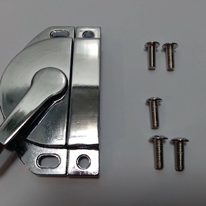 Stainless Steel Half Circle Bird Cage Door Lock - Secure Your Aviary with Moon-Shaped Metal Latch
