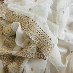 White Organza Cutwork Dupatta with Zari Work – 2.45 Meter Dyeable Wedding & Party Wear Scarf