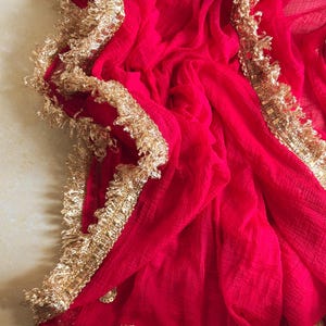 Pink Chiffon Dupatta with Gold Zari Border Lightweight Indian Party Wear Dupatta image 6