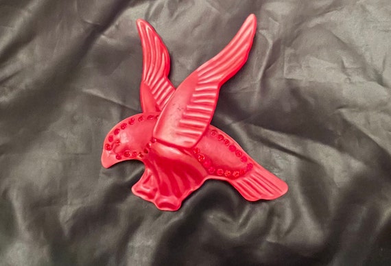 1940s Celluloid Pink Bird Brooch - image 2