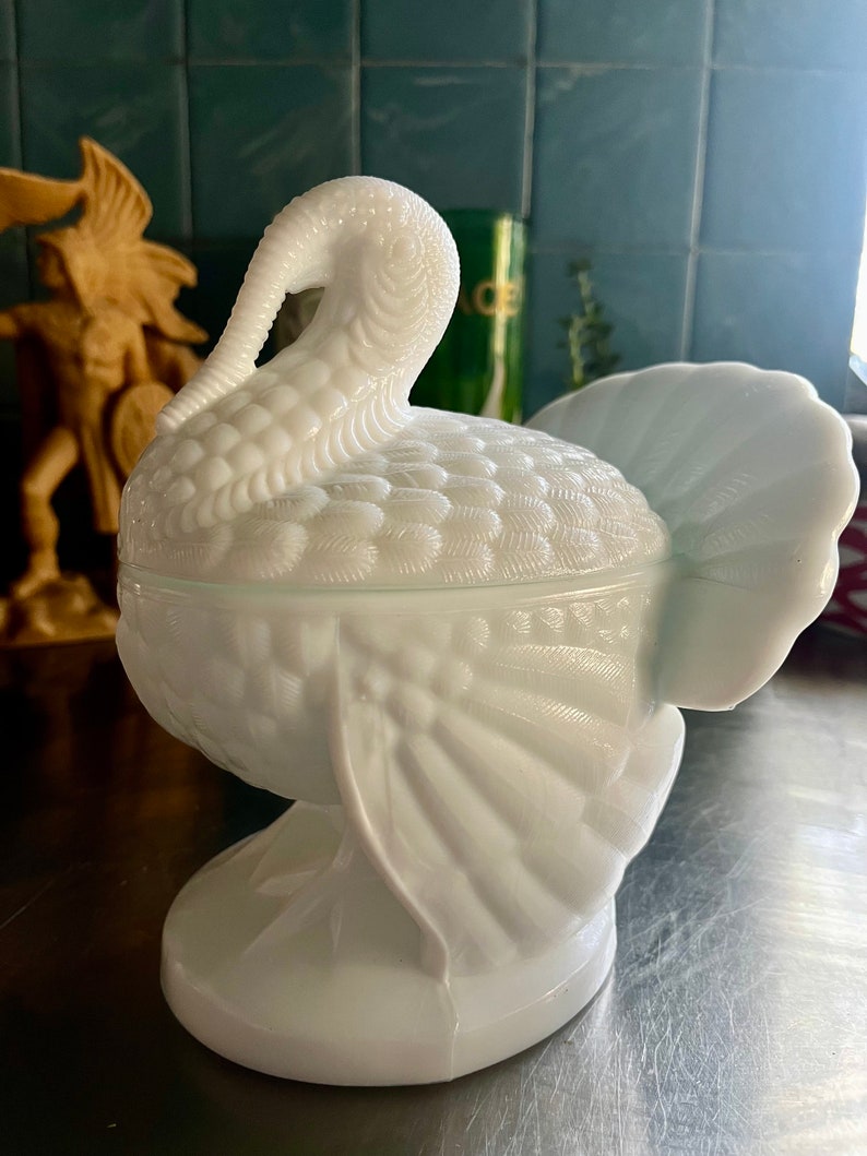 LE Smith Milk Glass Turkey zdjęcie 1