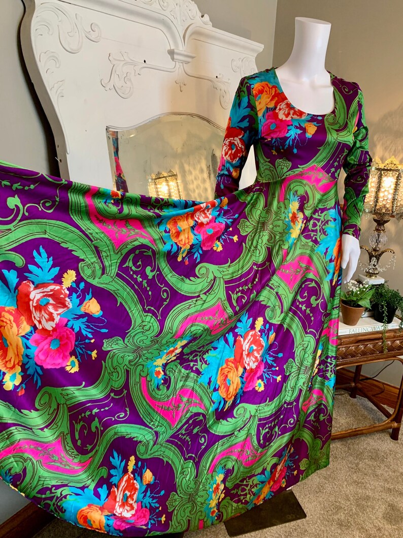 Vintage1970s  Floral  Maxi Dress S M