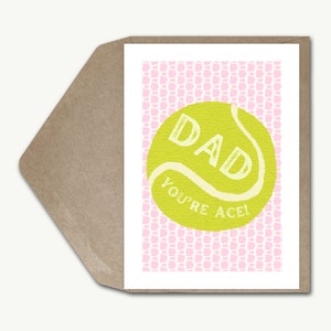 Carte de fête des pères, papa, tu es un as du tennis, carte d'anniversaire drôle de jeu de mots de tennis pour papa, carte personnalisée blague sur le sport, carte premium 300 g 5 x 7 pouces