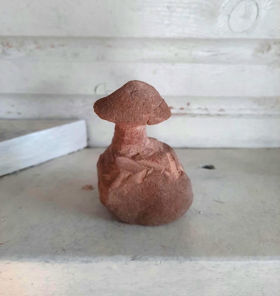 Pilzstein (Maya Mushroomstones) aus Sandstein, handgemacht