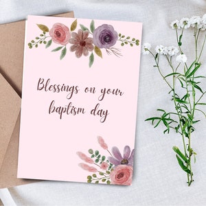 Carte de baptême imprimable pour bébé enfant adolescent adulte bénédictions le jour de votre baptême design floral rose simple minimaliste
