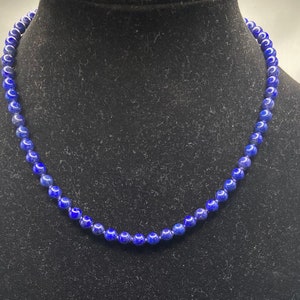 Vintage Lapis Lazuli Hand-Knotted Bead Necklace – 14K Gold Clasp, Elegant Gemstone Jewelry