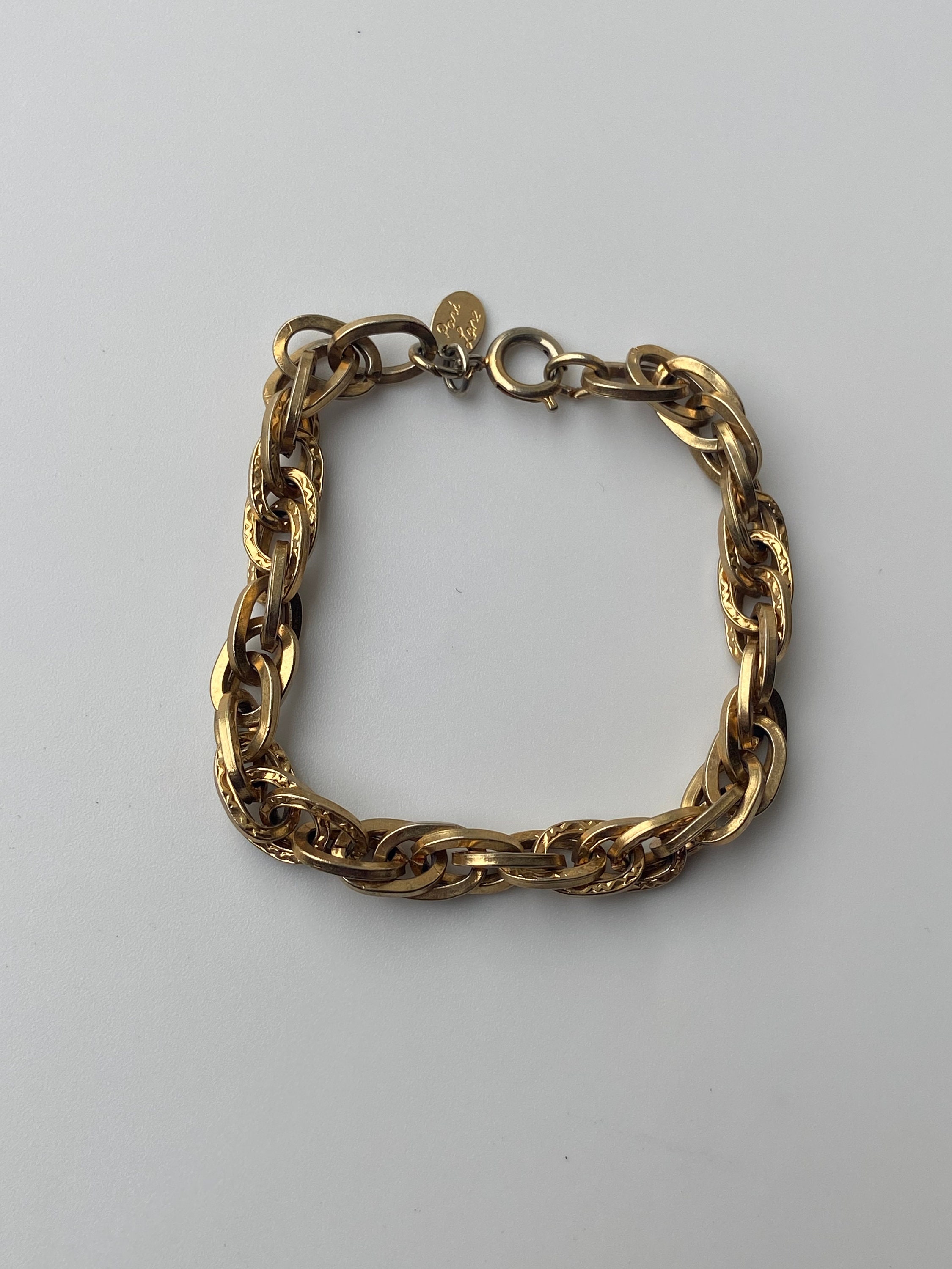 【VINTAGE HOLLYWOOD】Matte Classic Chain Bracelet Vintage Yellow Gold Tone Heavily Etched Inter Woven Rollo