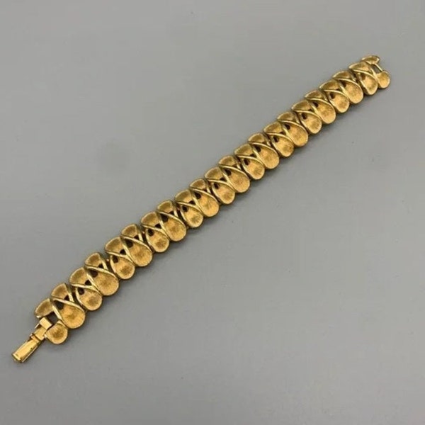 Vintage KRAMER Etched Brushed Gold Tone Link Panel Bracelet