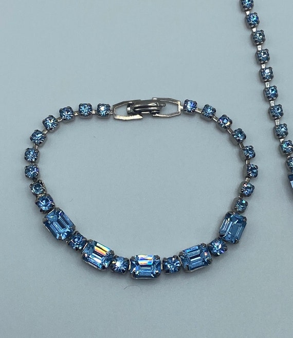 Vintage  1950s blue rhinestone choker necklace br… - image 3
