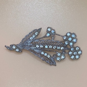 Vintage Large Silver Tone Rhinestone Flower Brooch - Elegant Floral Pin