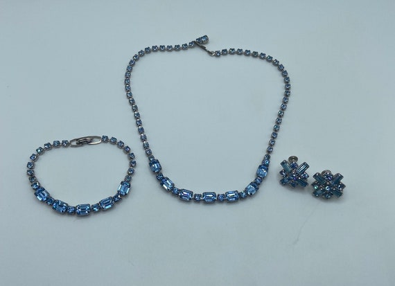 Vintage  1950s blue rhinestone choker necklace br… - image 1