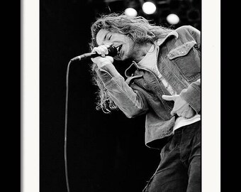 Eddie Vedder Live – Leaning Into the Music / Eddie Vedder in