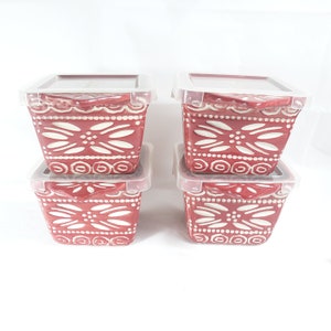 Temptations by Tara Red Carved Old World Poinsettia 4 Small 10 oz Baking Dishes