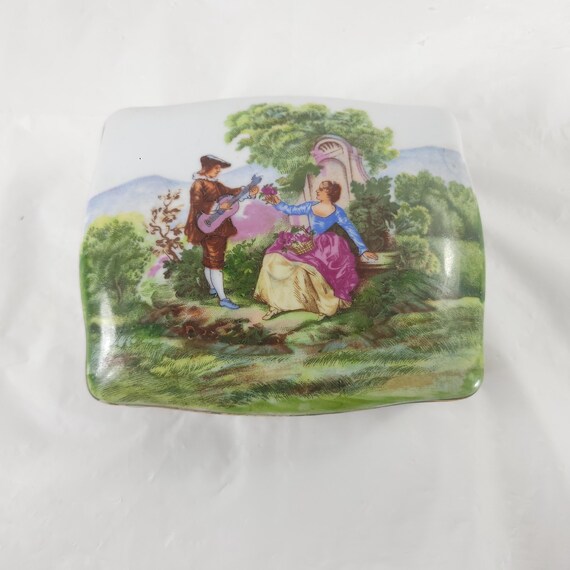 Vtg Shofu China Trinket Box Courting Scene Porcelain Vanity Jewelry Box Japan