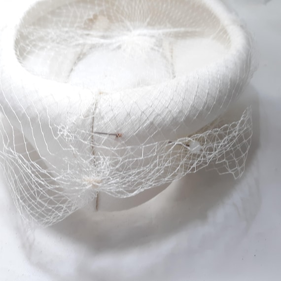 White Open Top Bow Hat With Netting Bridal Hat Vi… - image 5