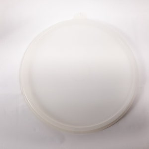 Clear Round Tupperware 6.5&quot; Diameter Lid 227-75