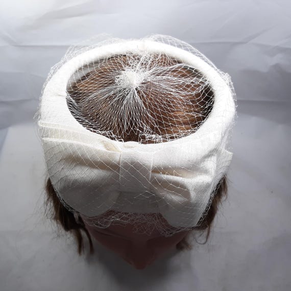 White Open Top Bow Hat With Netting Bridal Hat Vi… - image 3