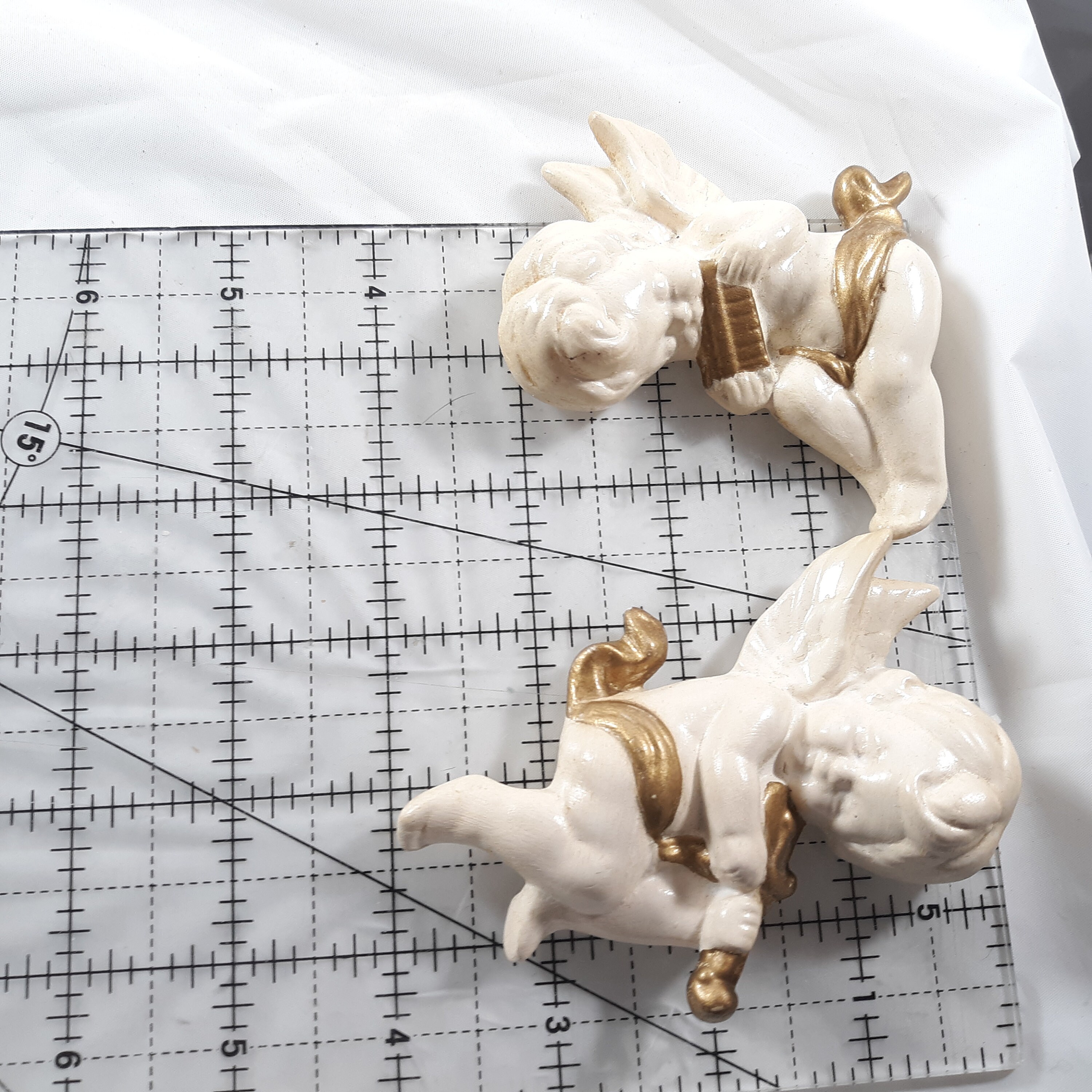 White Ceramic Aromatic Pendant Cupid Angel Figurine Room Decoration Wedding Ornament 88885