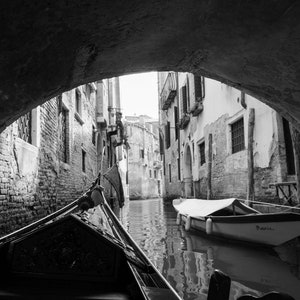 Black and White Venice, Digital Download, Print, Wall Art, Home Decor ...