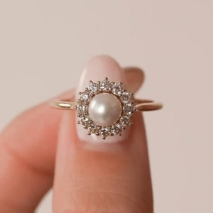 Minimaslist Halo Pearl Engagement Ring Round Pearl Wedding Band 14K Pearl Vintage Cathedral Promise Ring June Birthstone Ring Gift For Her