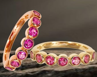Ruby Eternity-bandring: rond geslepen edelsteen, goud of sterlingzilver