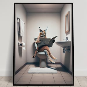 Foto di un Caracal che legge il giornale sul water, Decorazione divertente per il water, Cornice decorativa per il bagno, Poster per il water, Regalo divertente