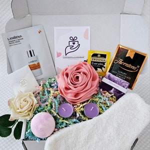 RELAX Pamper Gift box for Her | Pamper Hamper | Gift Set | Self Care Gift Box | Spa Gift Box for Women | Hamper for Mothers