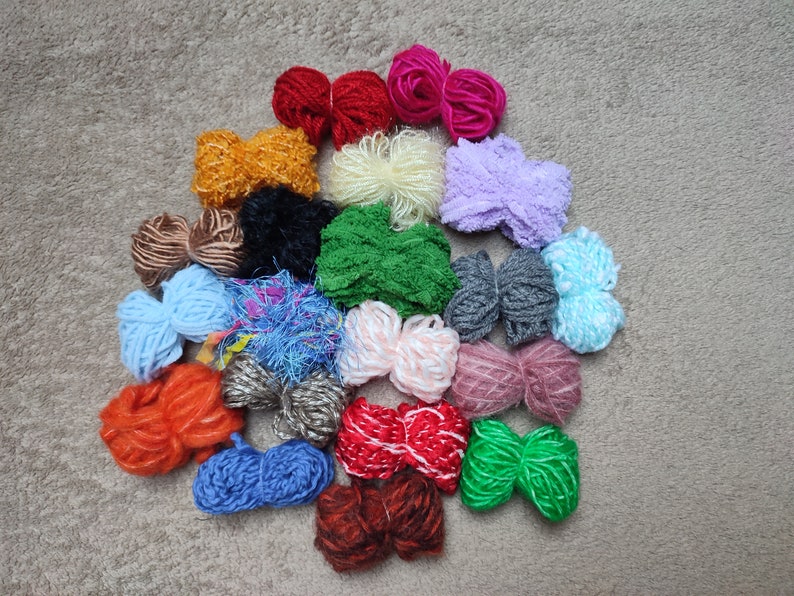 Mixed creative pack of assorted colours 20 yarn bundles. Various weights, types and textures.  Length from 2 to 13 m, for weaving and much more