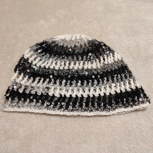 Sparkle hat with sequins, black/grey/white mesh hat, retro hat, disco hat, 70s hat, hand-crocheted party cap, soft and cosy hat