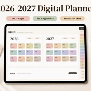 Puede incluir: Una tableta digital que muestra una agenda digital 2026-2027 con una página de índice, más de 900 páginas, más de 46 000 hipervínculos y opciones de inicio en lunes o domingo. La pantalla muestra calendarios mensuales para ambos años en colores.