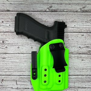 DnzHolsters kydex holsters Glock 17/47 Streamlight Tlr-1HL  Light Bearing IWB Holster.
