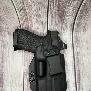 DnzHolsters kydex holsters Glock 19 MOS Olight Baldr S IWB Holster. image 1