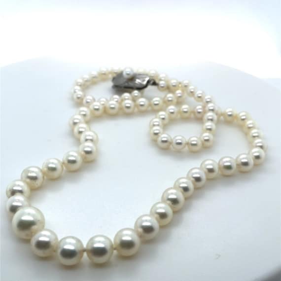 Vintage Mikimoto graduated pearl necklace lane Cr… - image 2
