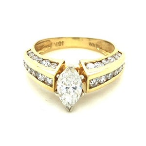 Estate Diamond Ring Vintage 18K Solid Yellow Gold Natural Diamonds Wedding set approximately 2.25 Carats Total Weight