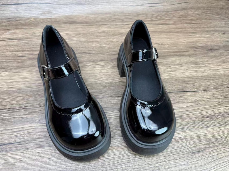 Mary Jane, botas de cuero, hechas a mano, zapatos vintage, zapatos de mujer, zapatos pequeños de cuero, regalo de cumpleaños, regalo de Navidad imagen 1