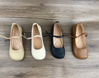 Square toe shoes, women&#39;s shoes, Mary Jane shoes, vintage shoes, flat shoes