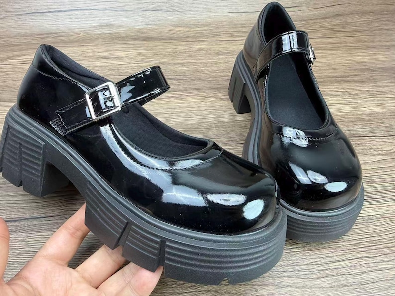 Mary Jane, botas de cuero, hechas a mano, zapatos vintage, zapatos de mujer, zapatos pequeños de cuero, regalo de cumpleaños, regalo de Navidad imagen 3