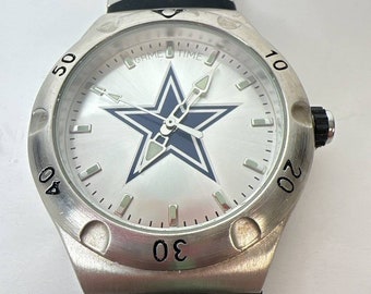 Montre analogique à quartz Dallas Cowboys de Game Time Shop