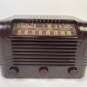 Vintage RCA Victor Model 56X-11 Bakelite Shortwave Table Tube