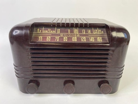 Vintage RCA Victor Model 56X-11 Bakelite Shortwave Table Tube