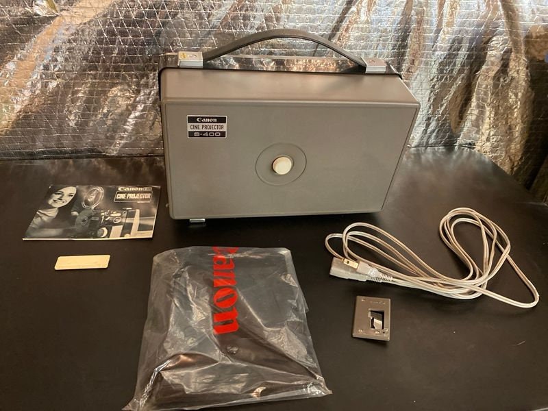 Vintage Canon CINE S-400 8-mm Movie Projector in Original Box (c