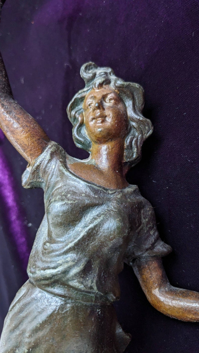 Amazing Antique French Woman Zinc / Spelter Statue le Travail labor