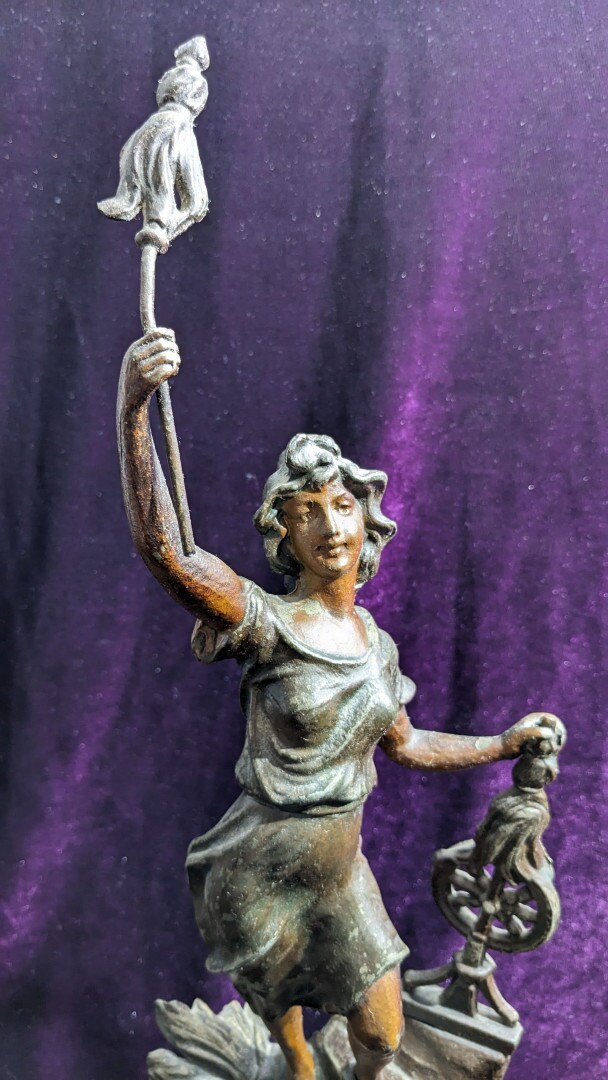 Amazing Antique French Woman Zinc / Spelter Statue le Travail labor