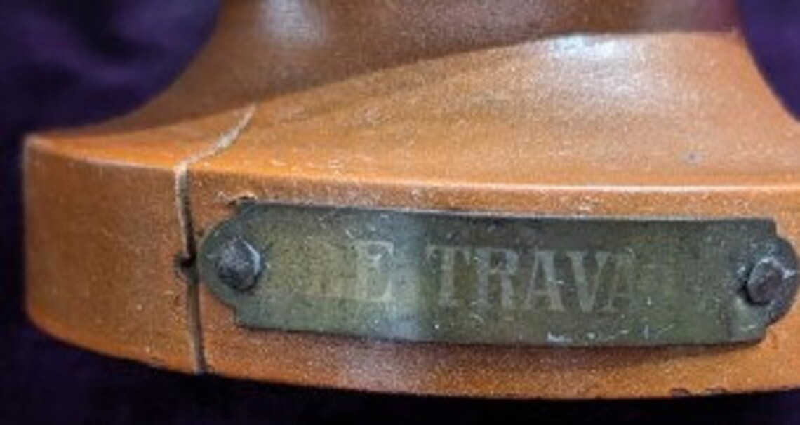 Amazing Antique French Woman Zinc / Spelter Statue le Travail labor