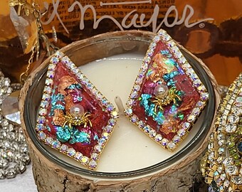 Handmade Elegant & Colorful Statement Earrings, Spider charm w pearl butt!  Preciosa Optima Rhinestones
